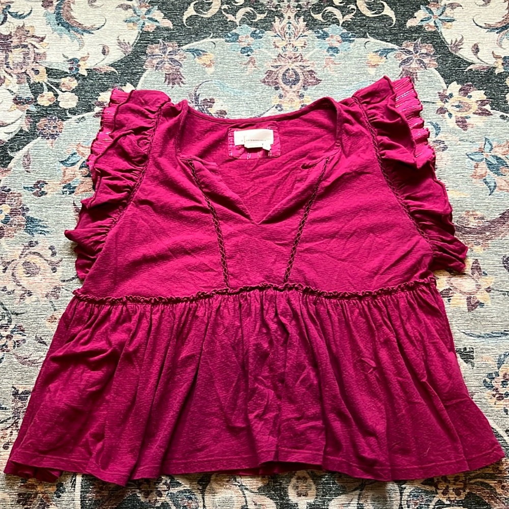 Anthropologie flutter sleeve top, M